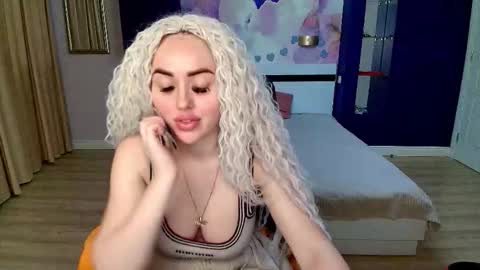 miss_kiten online show from November 14, 4:36 am