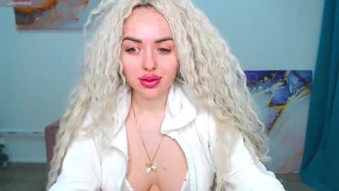 miss_kiten online show from February 23, 7:17 pm