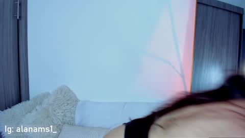Snapshot of miss_lanaa chatting on February 16, 11:16 pm Alana online show from February 16, 11:16 pm