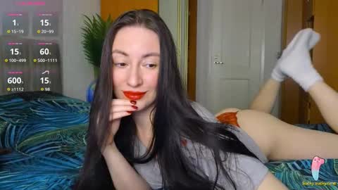 Laura online show from March 2, 10:44 am