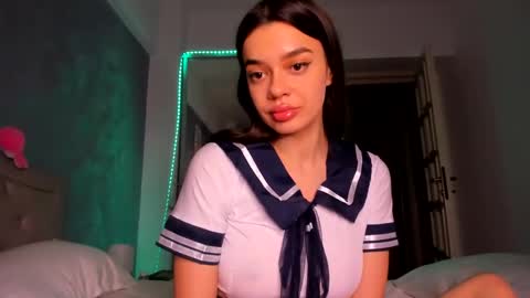 miss_medyson online show from February 7, 7:06 pm