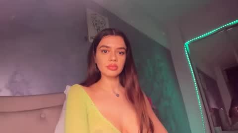 miss_medyson online show from January 28, 3:14 pm