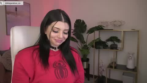 Alejandra online show from November 10, 11:40 pm