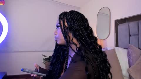 Mian  online show from October 22, 8:32 pm