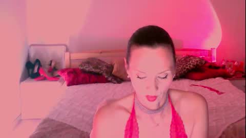 Snapshot of miss_mimys chatting on March 10, 4:07 am Nicol online show from March 10, 4:07 am