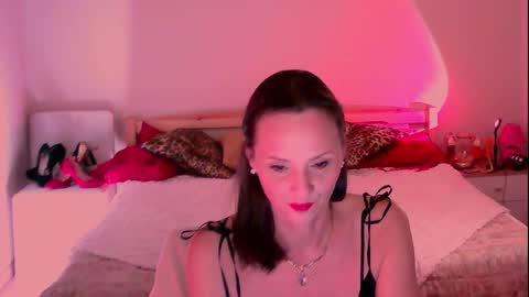 Snapshot of miss_mimys chatting on January 25, 10:18 pm Nicol online show from January 25, 10:18 pm