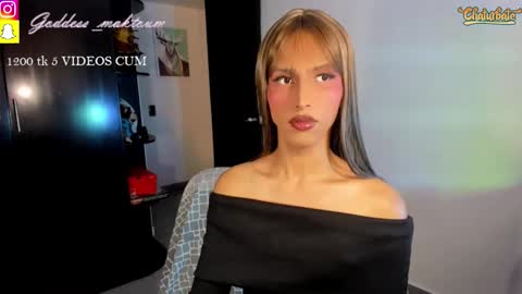 Goddess Myers  thumb up is important for me kisses  online show from March 29, 3:35 pm