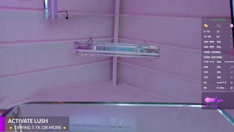  Miss Pawi online show from October 18, 9:08 pm