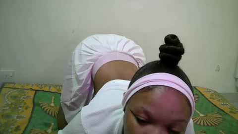miss_rihanna2 online show from May 5, 8:09 am