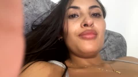 intagram miss selene59 online show from February 1, 11:27 pm