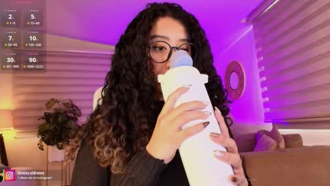 Amy Olivera online show from March 24, 1:17 pm