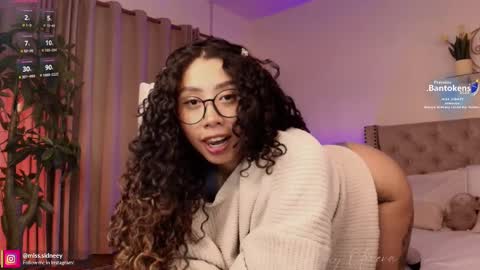 Amy Olivera online show from October 2, 1:32 pm