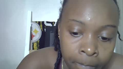 Snapshot of miss_sinphoria chatting on September 18, 10:36 pm Miss online show from September 18, 10:36 pm