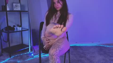 Spider girl Help me reach 10 likes online show from February 25, 6:12 pm