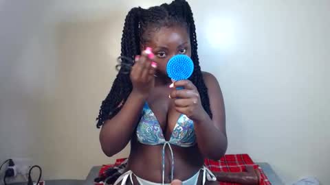 Snapshot of miss_staceyy chatting on February 18, 8:05 am Stacey online show from February 18, 8:05 am