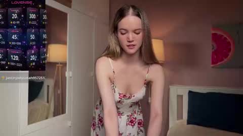 Emily online show from March 2, 2:05 am