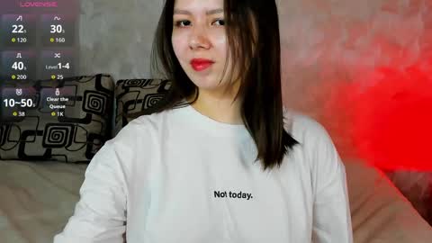 JULIE online show from May 21, 10:22 am