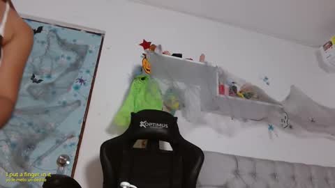 hanna    online show from October 18, 3:22 am