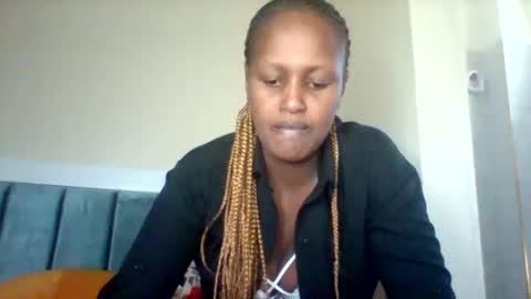 miss_vall online show from January 12, 8:21 am