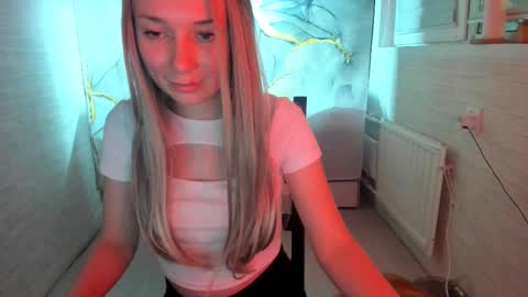 miss_you20 online show from December 16, 11:39 pm