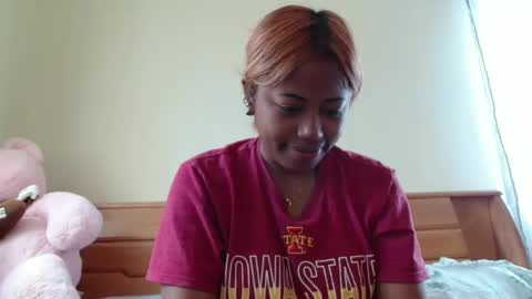 Snapshot of missadh chatting on February 6, 8:29 am missadh online show from February 6, 8:29 am
