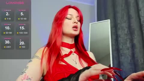 Snapshot of missbeldam chatting on January 17, 10:45 pm Miss Beldam online show from January 17, 10:45 pm