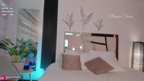 Snapshot of missbianca1 chatting on September 11, 9:49 pm Bianca Torres online show from September 11, 9:49 pm