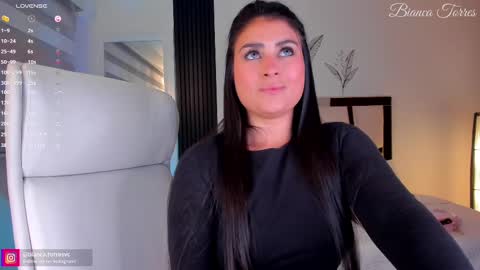 Snapshot of missbianca1 chatting on February 10, 11:23 pm Bianca Torres online show from February 10, 11:23 pm