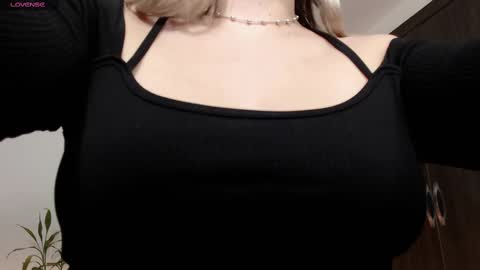 MissBlair online show from February 13, 11:58 pm