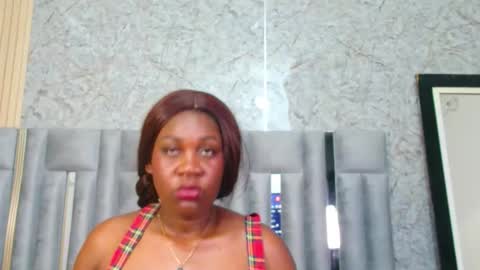 Miss Evelyn  online show from December 4, 2:44 am