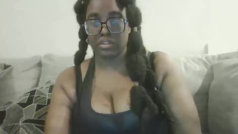 misscc9913 online show from December 4, 2:27 pm