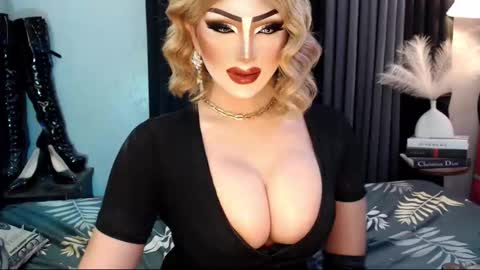 PRIESTESS CHANNEL online show from September 23, 10:16 pm