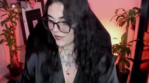 Missy Charlottte.  Hey remember to give me a thumbs up ty online show from March 10, 5:01 am