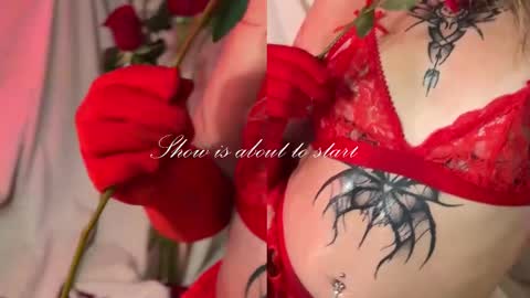 Snapshot of misschloe__ chatting on February 19, 12:03 am Chloe freelance model Please your thumbs up are important online show from February 19, 12:03 am