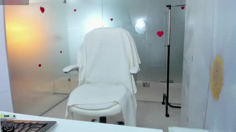 missdominna online show from February 2, 3:59 am