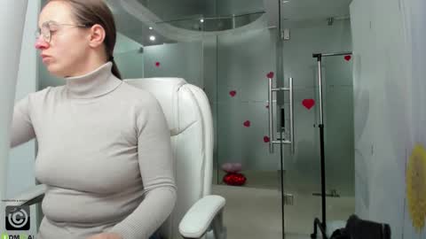 missdominna online show from March 2, 3:55 am