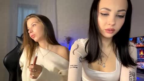 Hello dear my name Elisa online show from November 21, 8:12 am