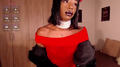 Emilie Diaz online show from November 25, 11:14 pm