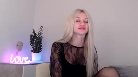 EMMA online show from December 17, 5:29 am