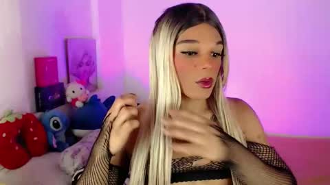 Fer online show from May 16, 5:11 pm