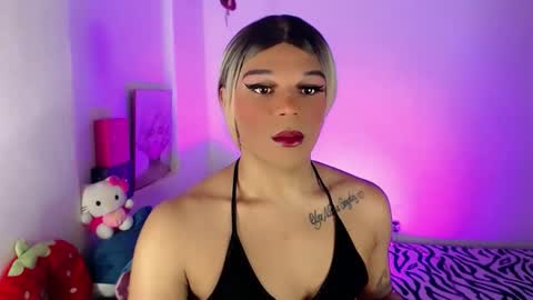 Fer online show from May 18, 8:37 pm