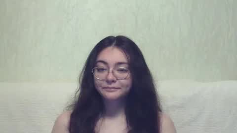 missis mona online show from January 10, 12:15 pm