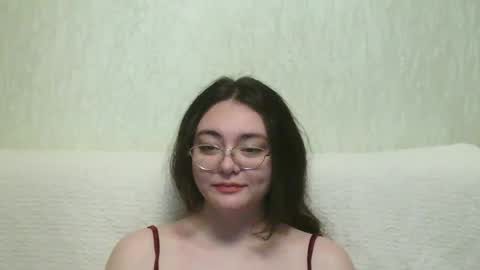 missis mona online show from January 11, 7:05 pm