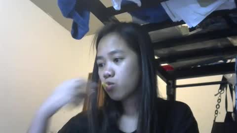 Jona online show from February 8, 6:55 pm