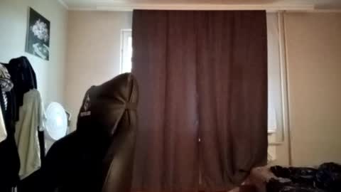 misskateee online show from May 16, 11:31 am