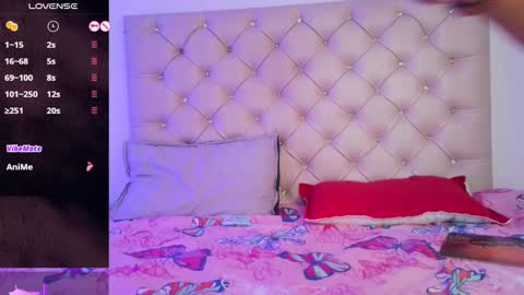 Snapshot of misskatiia chatting on February 20, 12:47 pm misskatiia online show from February 20, 12:47 pm