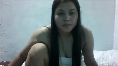 Snapshot of misskitty2xxx chatting on January 2, 7:40 pm Merry online show from January 2, 7:40 pm