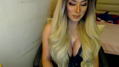 Kylie and barbie  online show from September 13, 7:16 pm