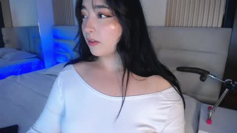 Miss Loise online show from April 9, 3:43 am