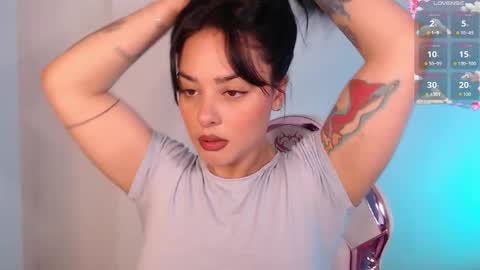 missmariana_ online show from October 22, 1:31 am